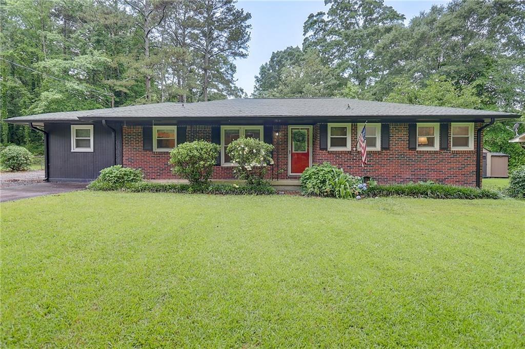 122 Vickery Dr., Fairburn, GA 30213