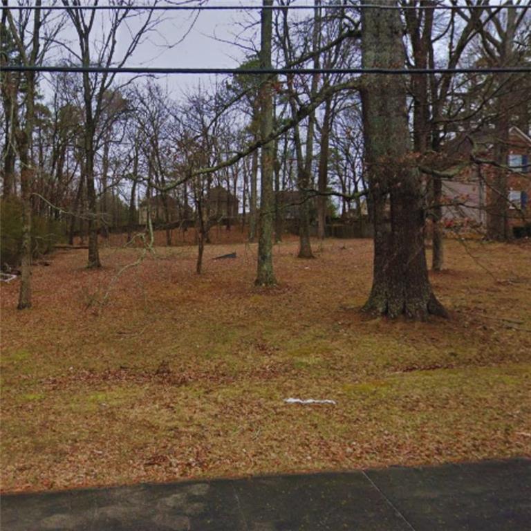 2385 River Rd., Ellenwood, GA 30294