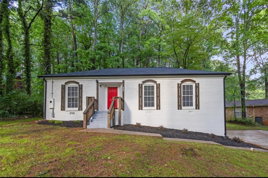 4698 Fellsridge Dr., Stone Mountain, GA 30083