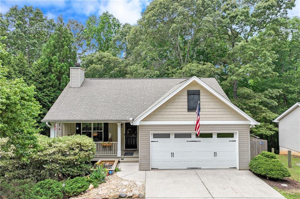7527 Magnolia Ln., Murrayville, GA 30564