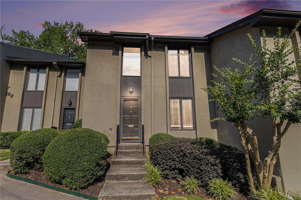 26 Ivy Pkwy., Atlanta, GA 30342