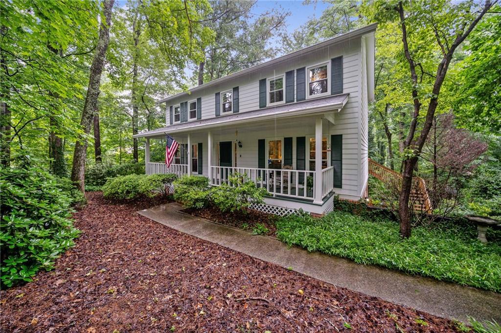 6360 Lakeview Ter., Douglasville, GA 30135
