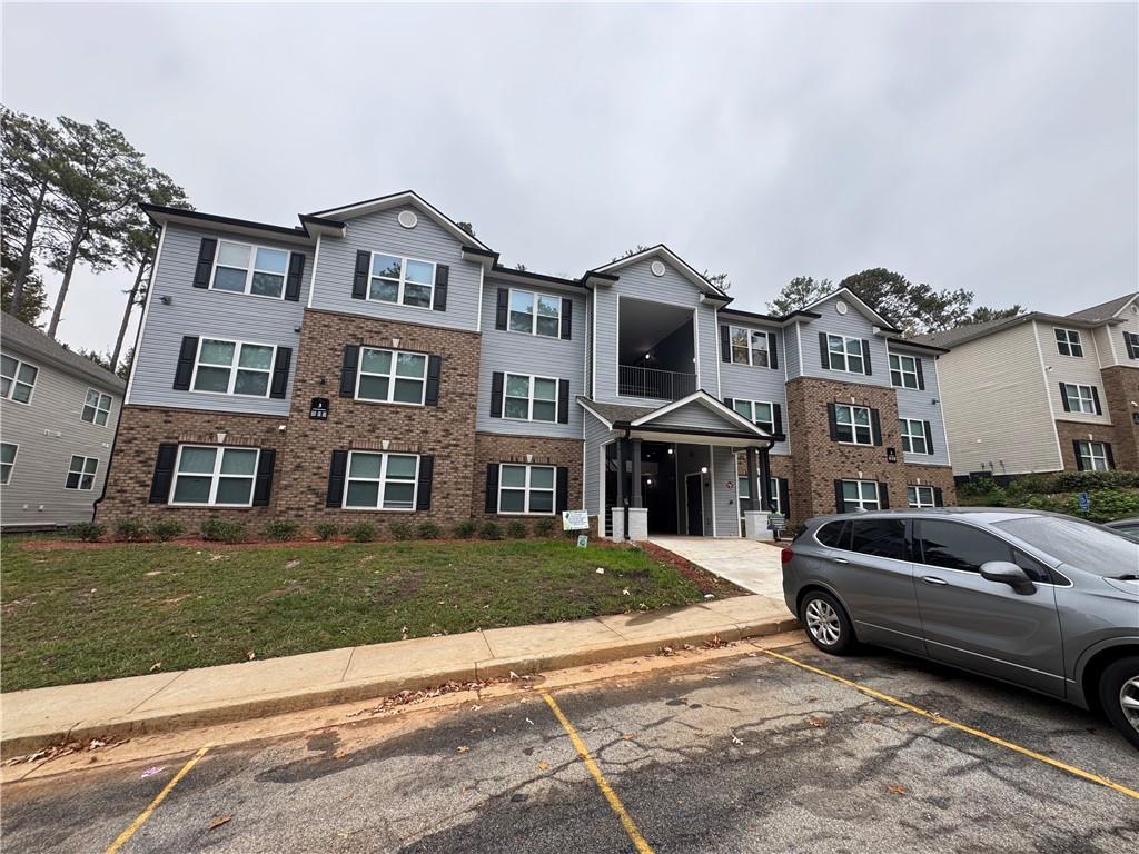 3204 Fairington Village Dr., Lithonia, GA 30038