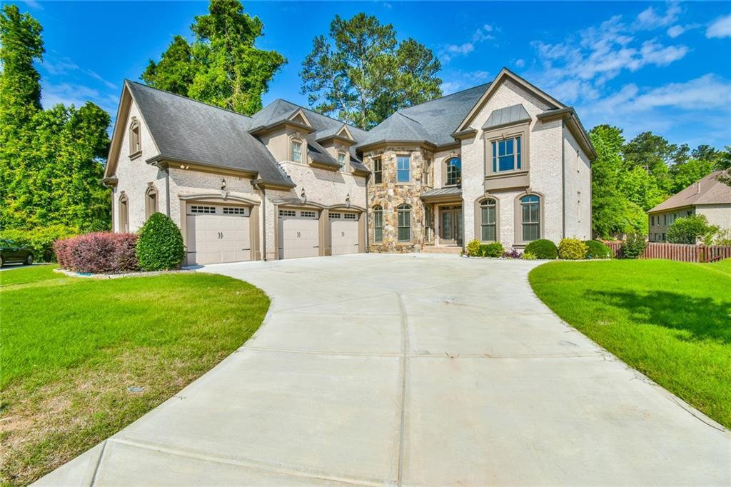 5121 Hope Ct., Lilburn, GA 30047