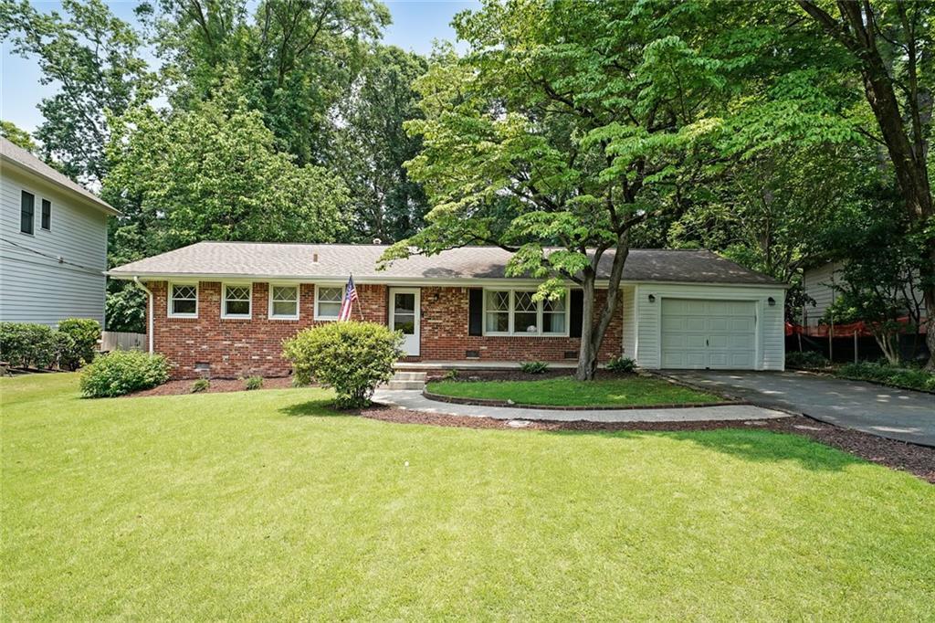 2394 Burch Cir., Brookhaven, GA 30319