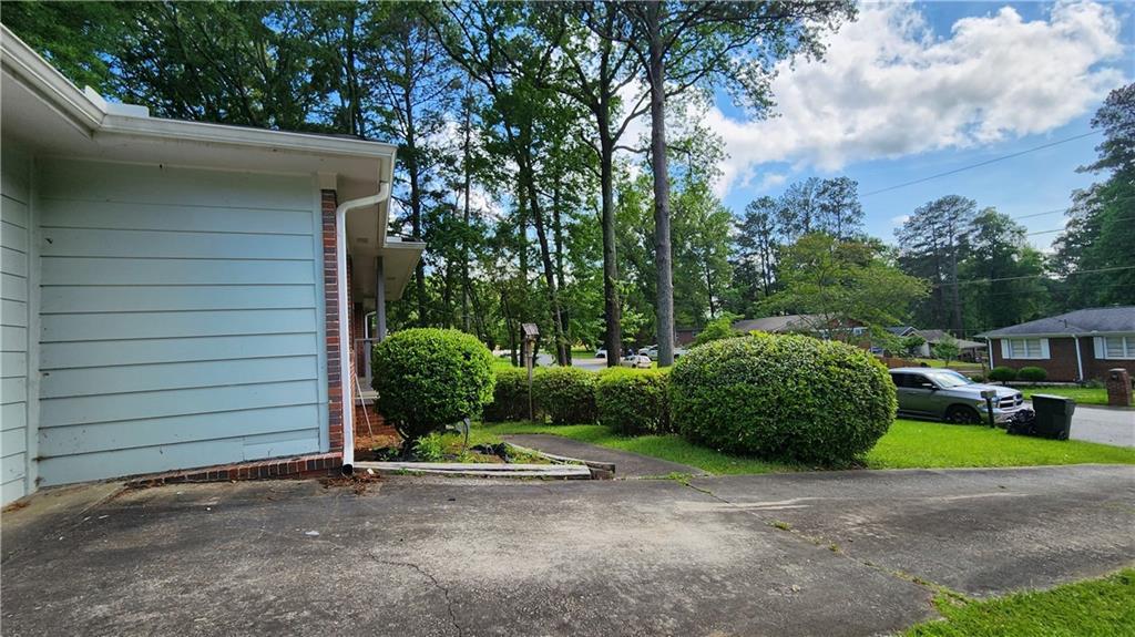 766 Virginia Cir., Forest Park, GA 30297