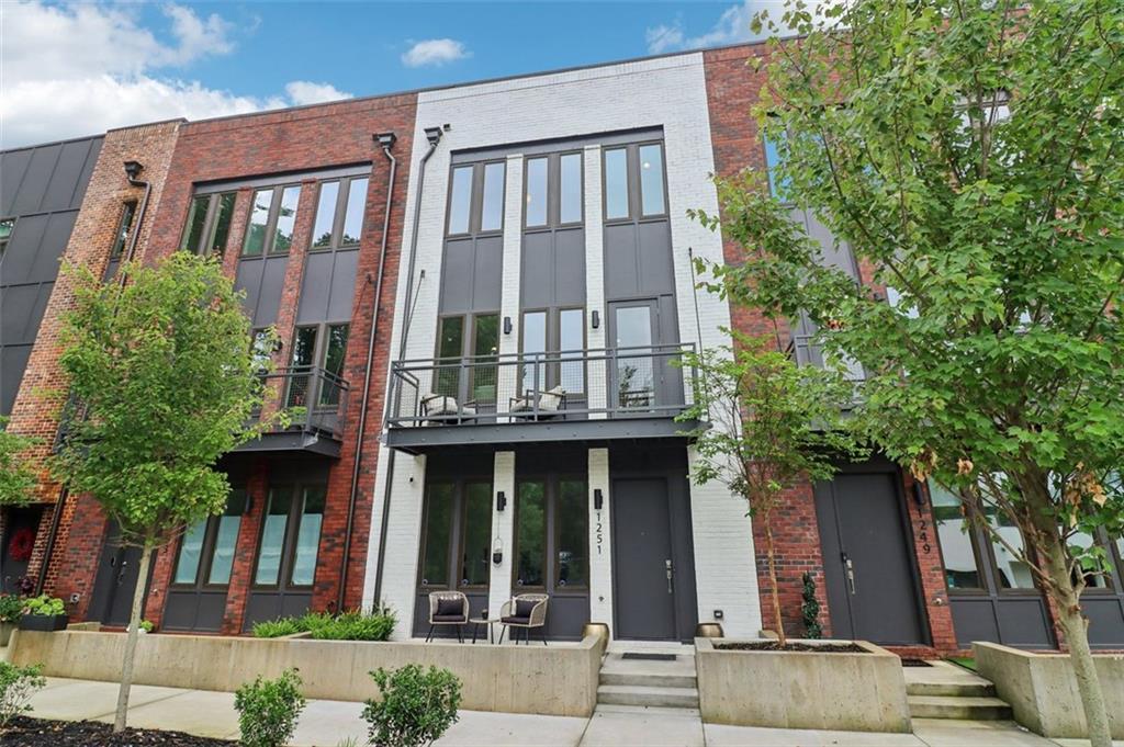 1251 Chelsea Cir. ##30, Atlanta, GA 30318