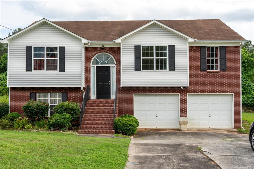 4527 Berline Dr., Lithonia, GA 30038
