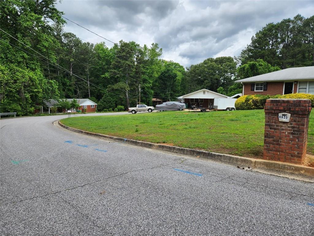 4621 Ashmore Dr., Forest Park, GA 30297