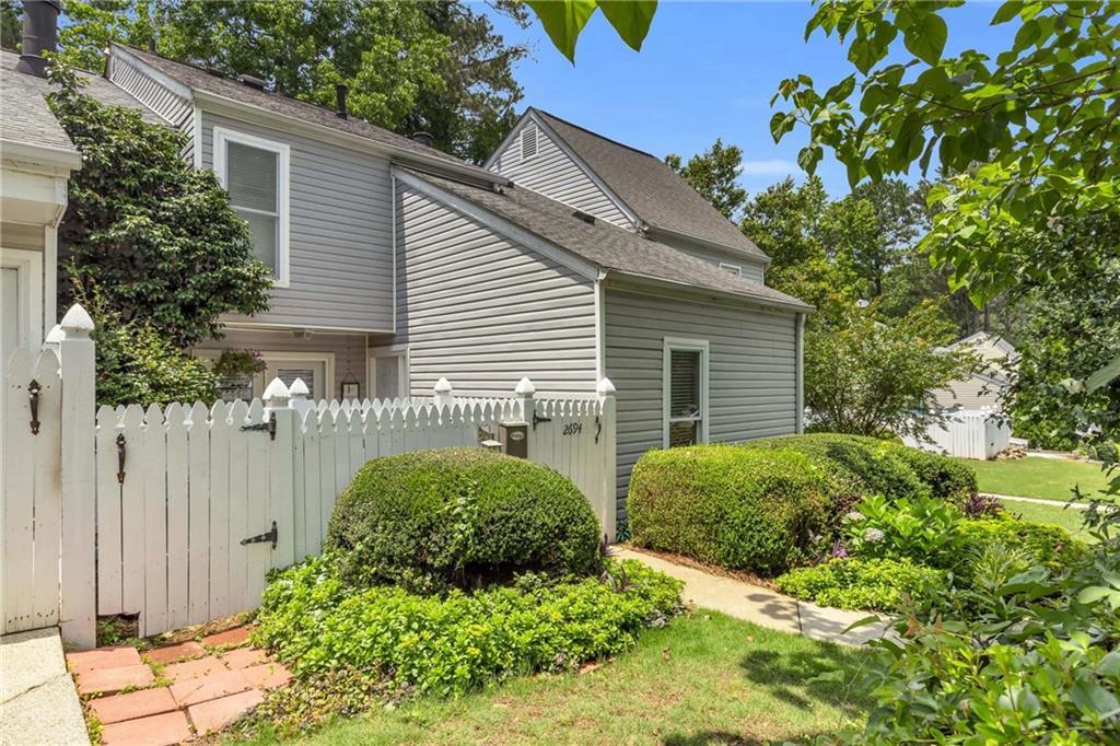 2694 Greentree Dr., Marietta, GA 30067