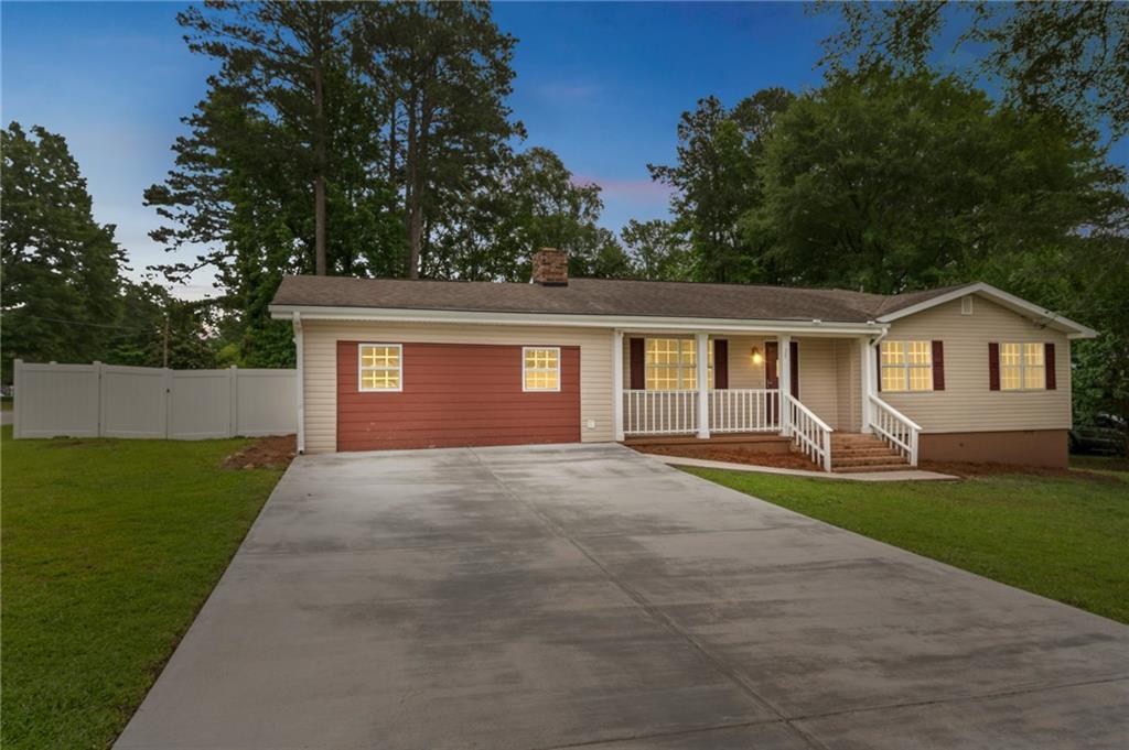 25 Carriage Ct., Stockbridge, GA 30281