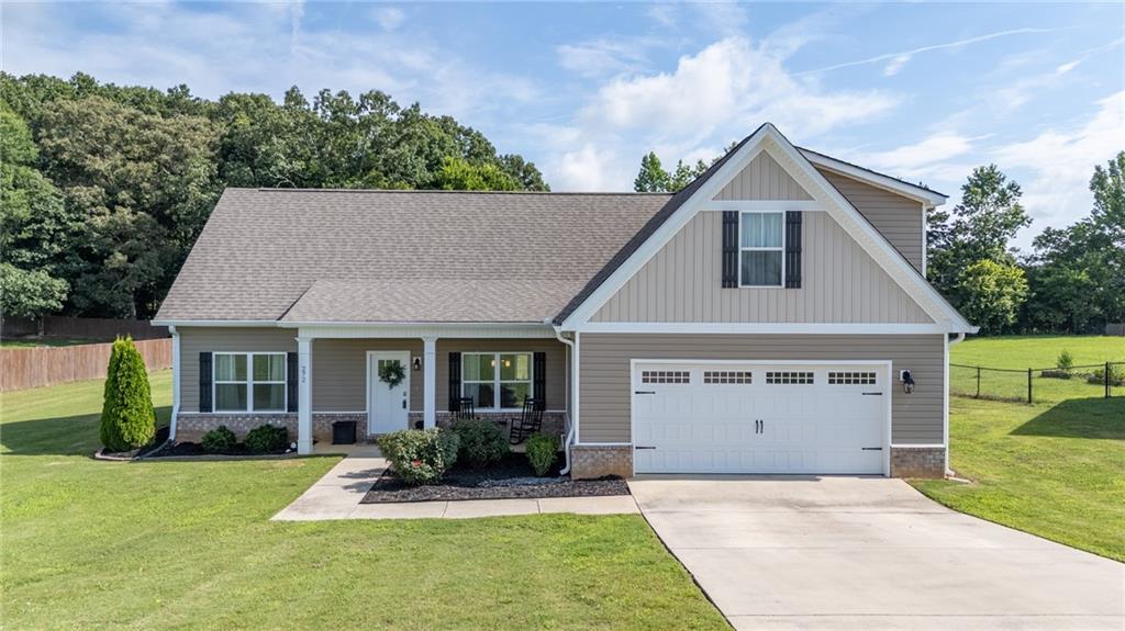 272 Burnt Hickory Ln., Calhoun, GA 30701