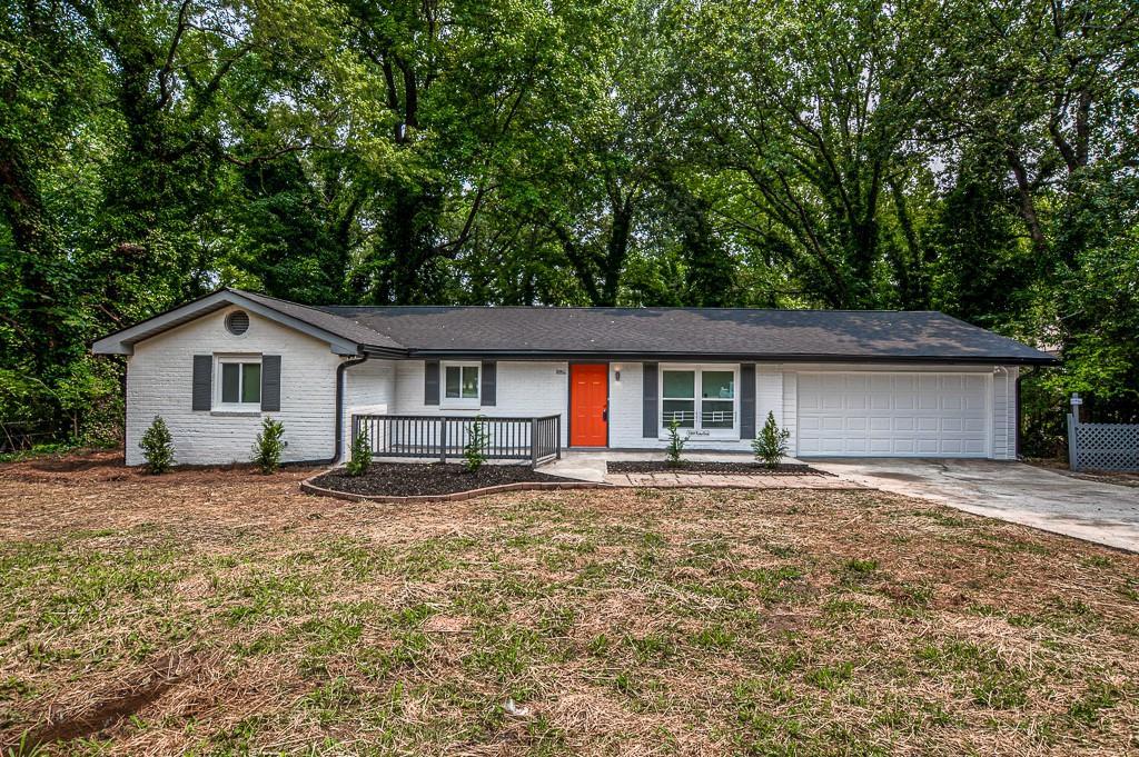 5640 Redan Cir., Stone Mountain, GA 30088