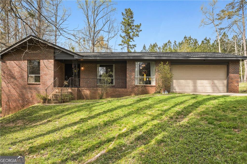 779 Pinehurst Dr., Fairburn, GA 30213