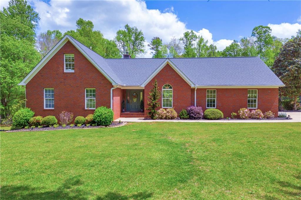 6200 Bent Tree Cove, Murrayville, GA 30564