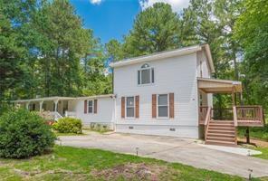 5365 Winding Ln., Suwanee, GA 30024