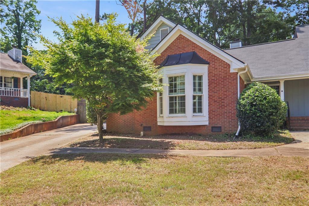 2611 Leeshire Ct., Tucker, GA 30084