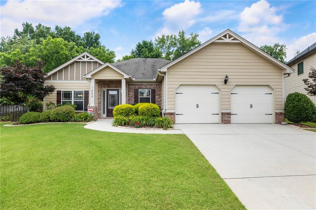 1650 Walking Horse Tr., Cumming, GA 30041