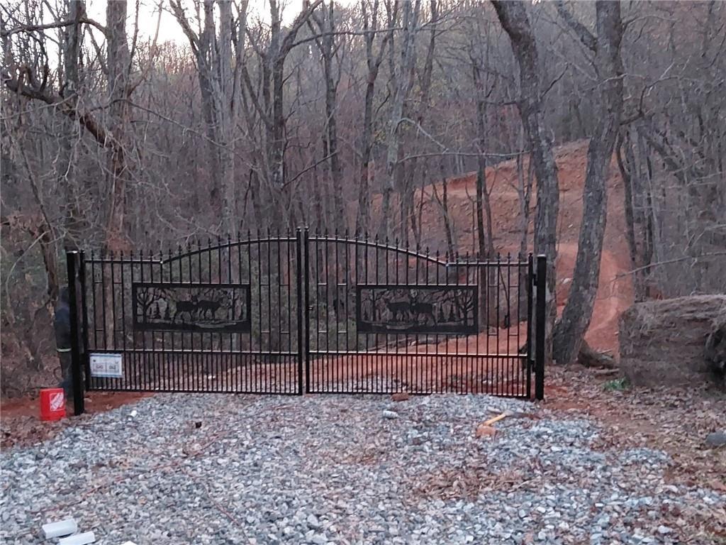 000 Shadow Mountain Ln., Cleveland, GA 30528