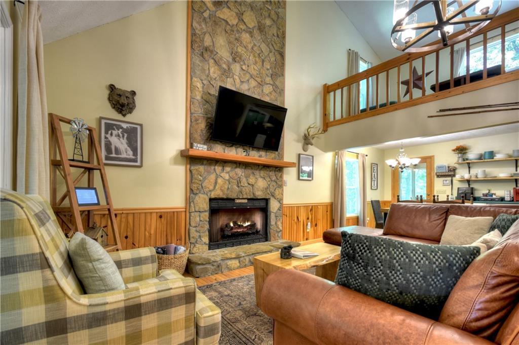 276 Pine Ridge Rd., Ellijay, GA 30536
