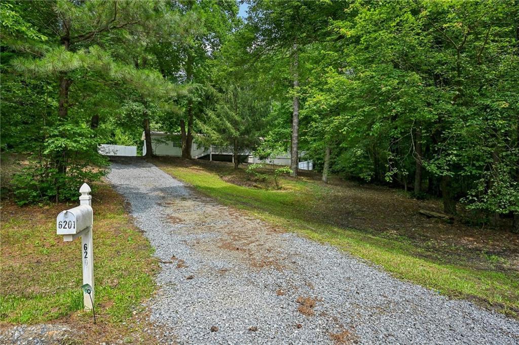 6201 Davids Way, Acworth, GA 30102