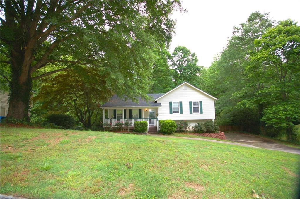 188 Thornbrooke Dr., Hiram, GA 30141