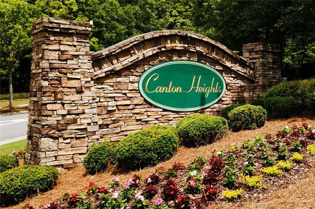 382 Winston Cir., Canton, GA 30114