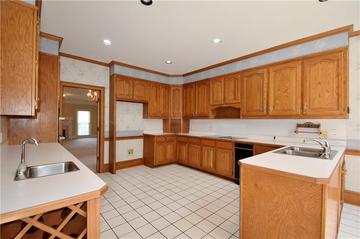 830 Cramac Dr., Lawrenceville, GA 30046
