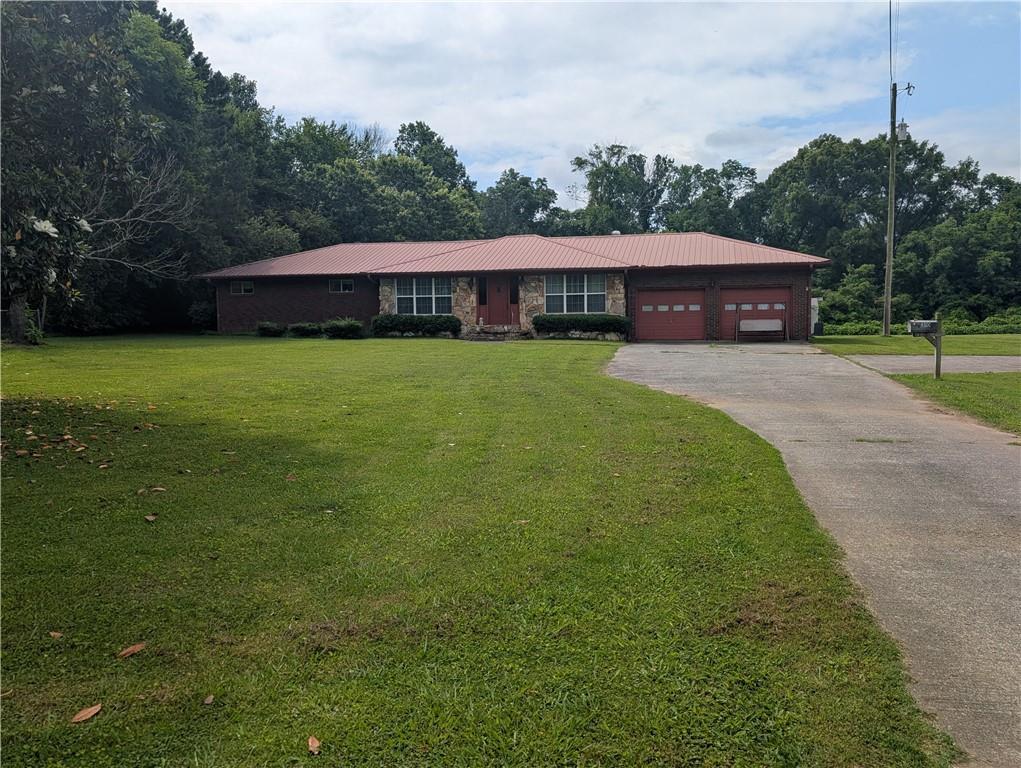310 Richards St., Calhoun, GA 30701