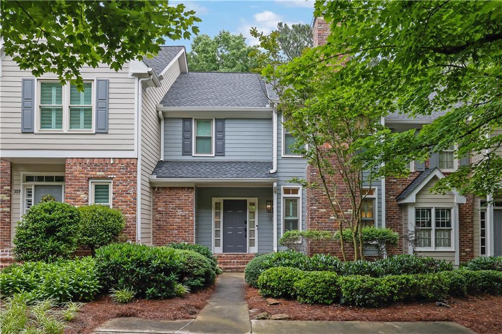 305 River Glen Dr., Roswell, GA 30075