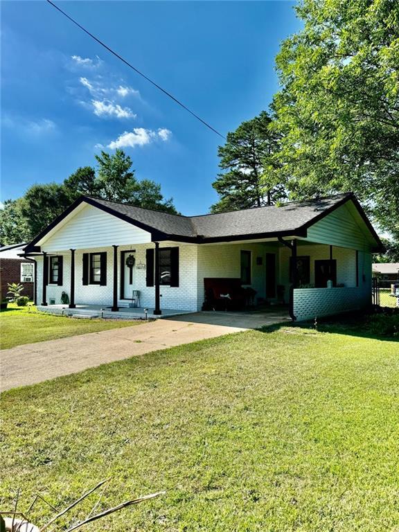 312 E Broad St., Winder, GA 30680