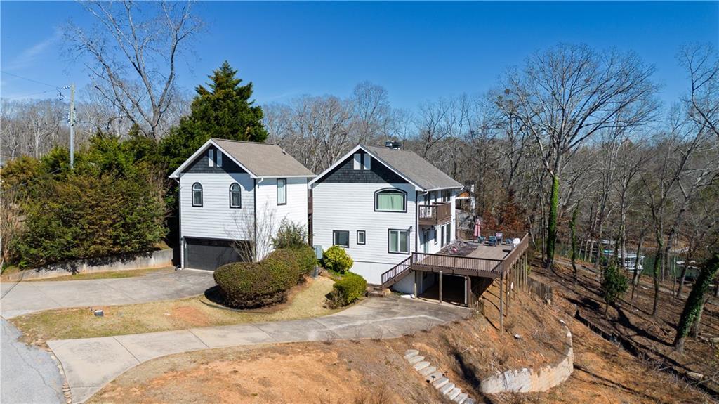 5997 Warpath Rd., Flowery Branch, GA 30542