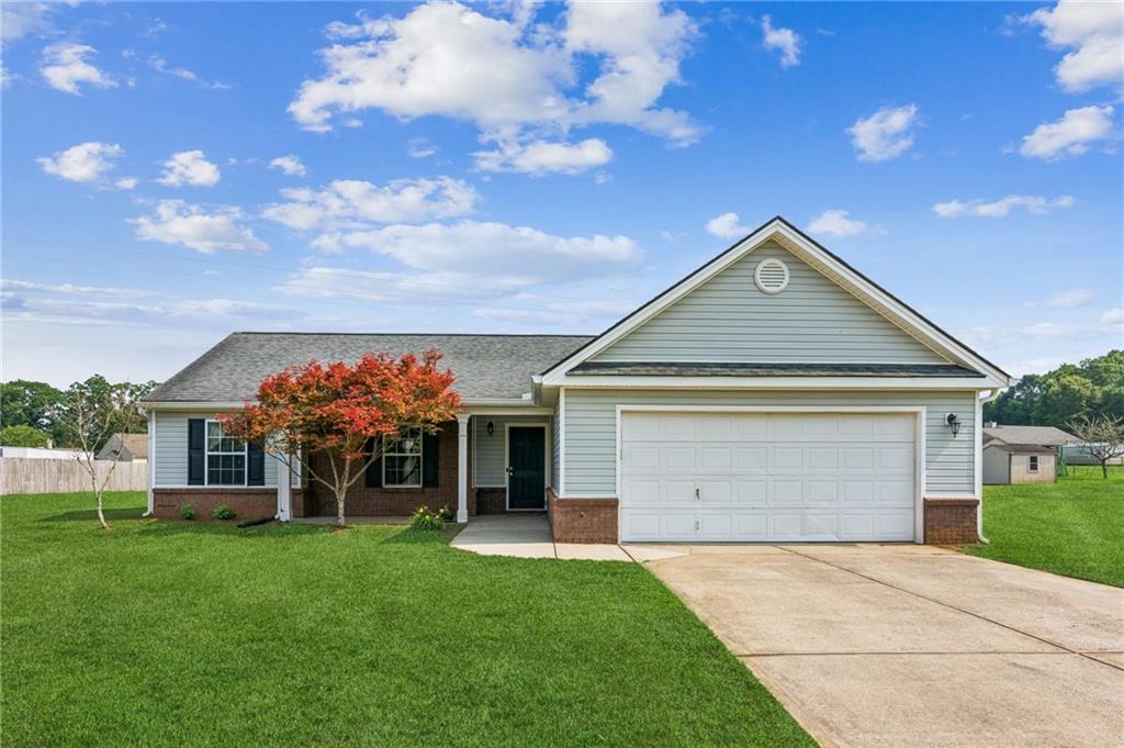 1671 Bismarck Cir., Winder, GA 30680