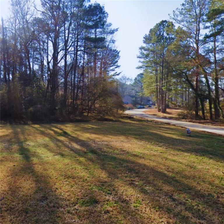 5101 Panola Valley Dr., Lithonia, GA 30038