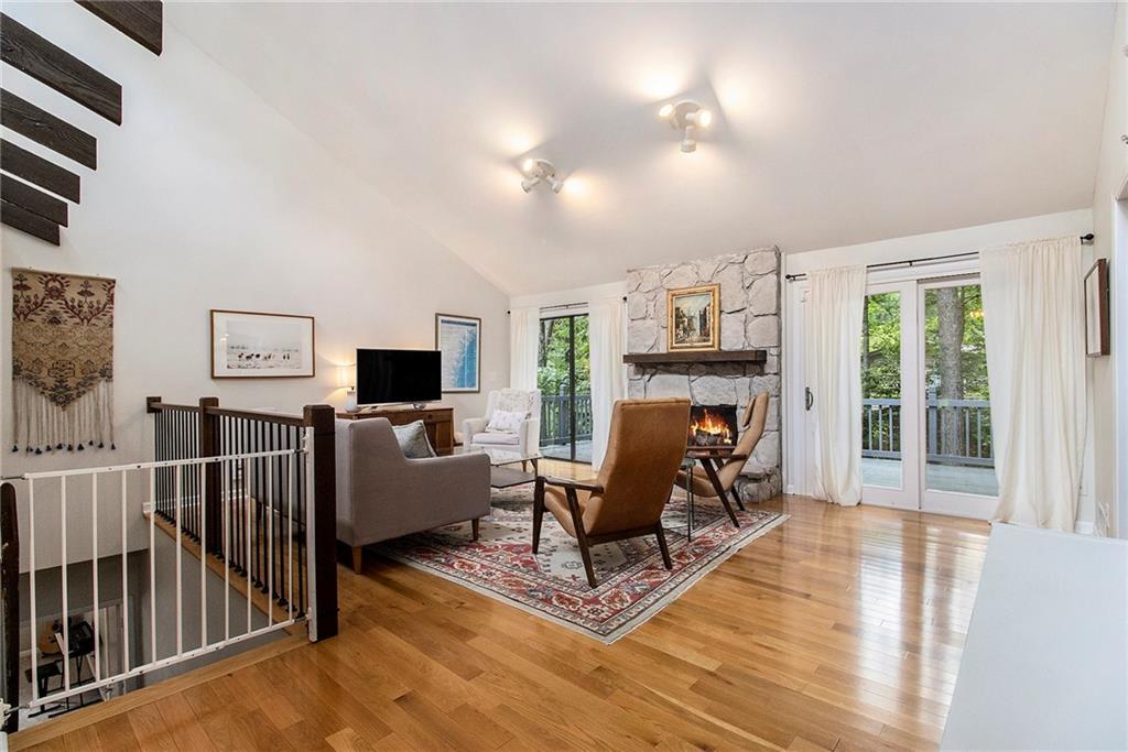2960 Cedar Knoll Dr., Roswell, GA 30076