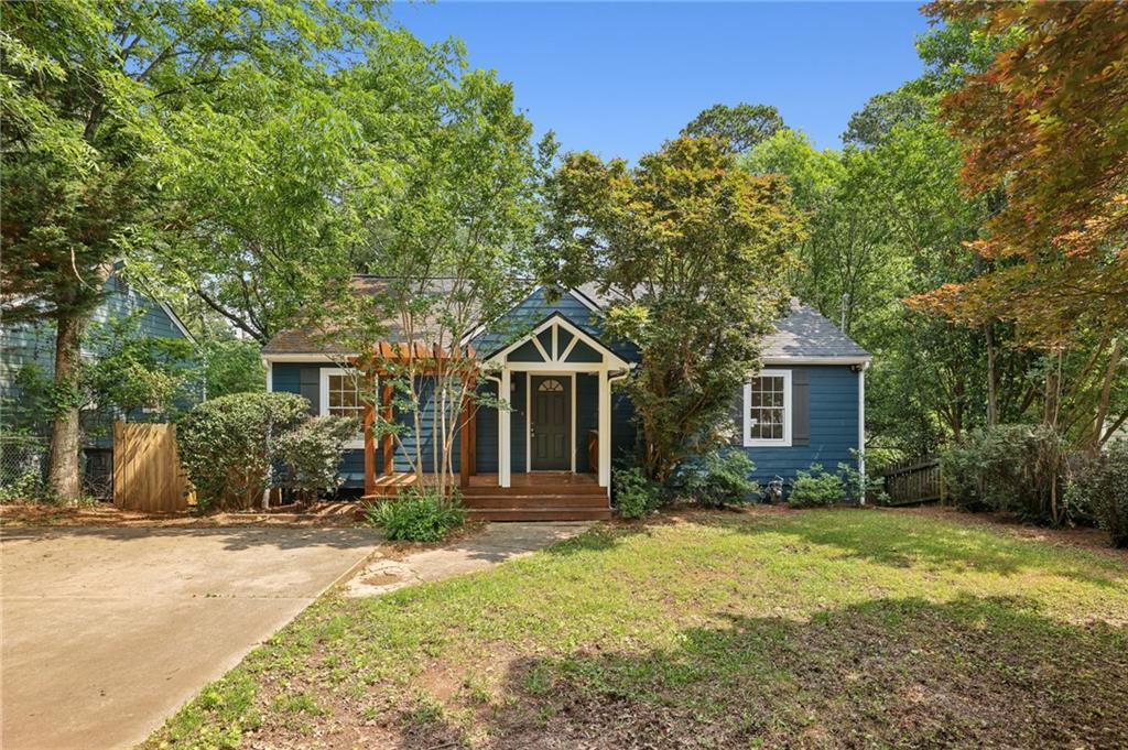 1592 Braeburn Dr., Atlanta, GA 30316