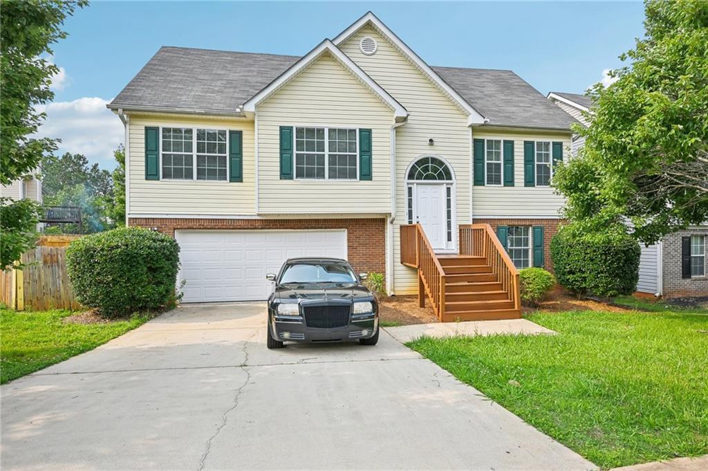 1147 Saint Phillips Ct., Locust Grove, GA 30248