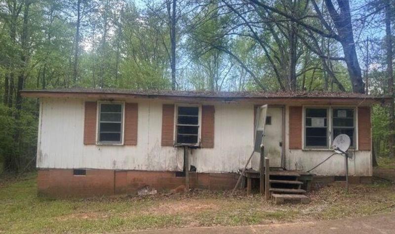 210 Hamburg State Park Rd., Jewell, GA 31045