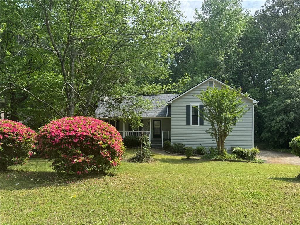 861 Creek Tr., Kennesaw, GA 30144