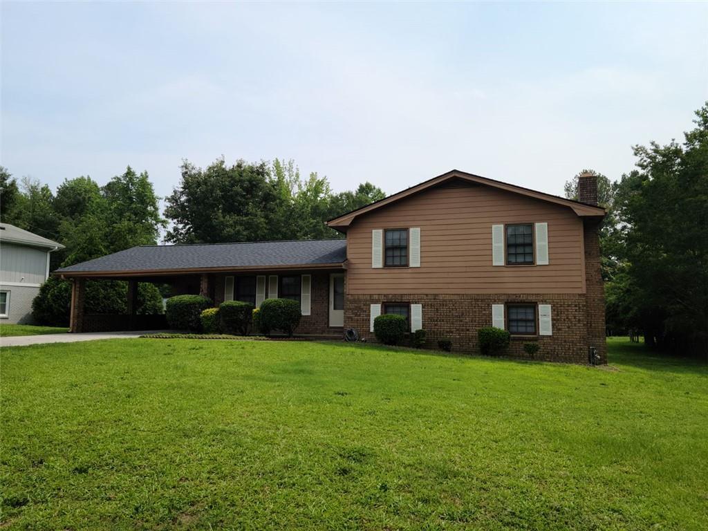 2104 Moon Dr., Conyers, GA 30094