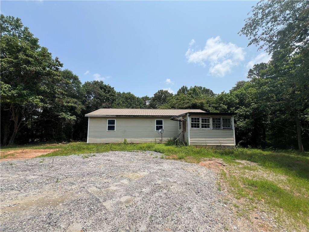 60 Coltrane Rd., Dawsonville, GA 30534