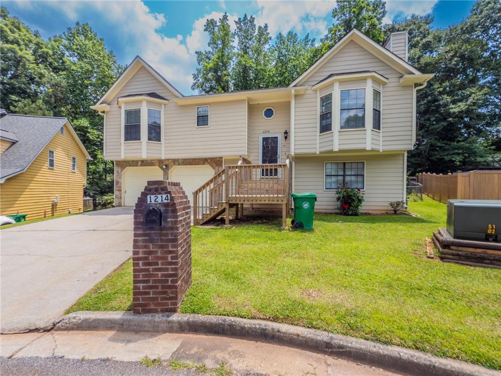 1214 Tyne Way, Stone Mountain, GA 30088
