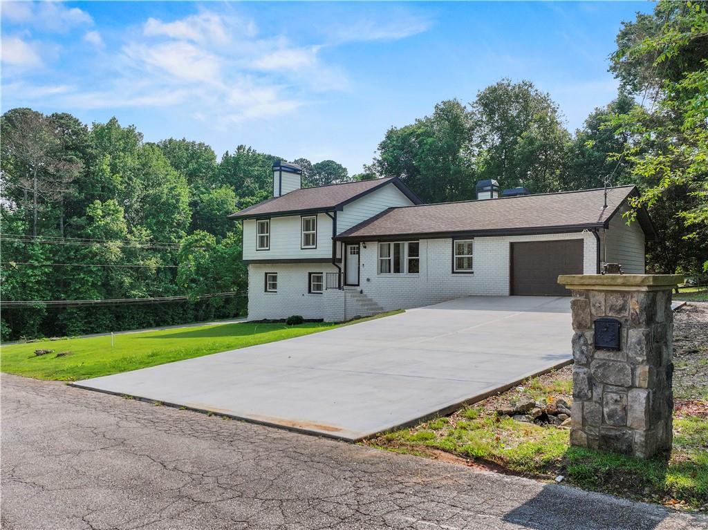 5209 Byers Rd., Gainesville, GA 30504