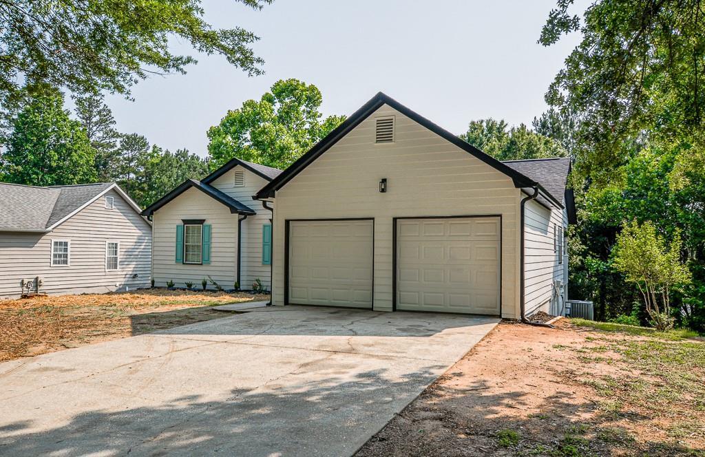 515 Allens Landing Ct., Lawrenceville, GA 30045