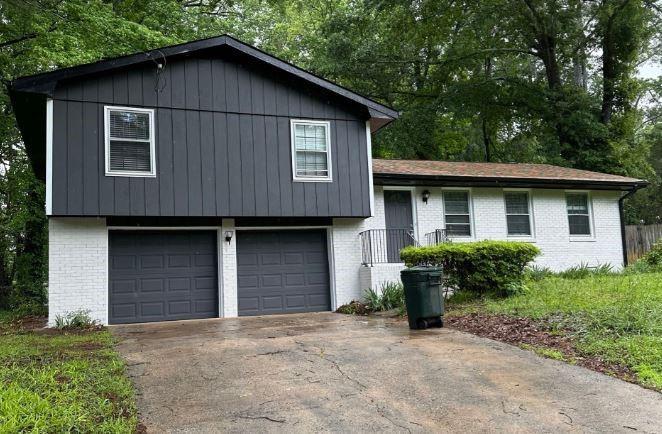 586 Chris Cir., Lawrenceville, GA 30044