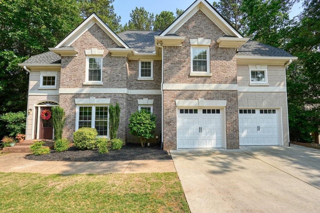 921 Laurel Crest Dr., Woodstock, GA 30189