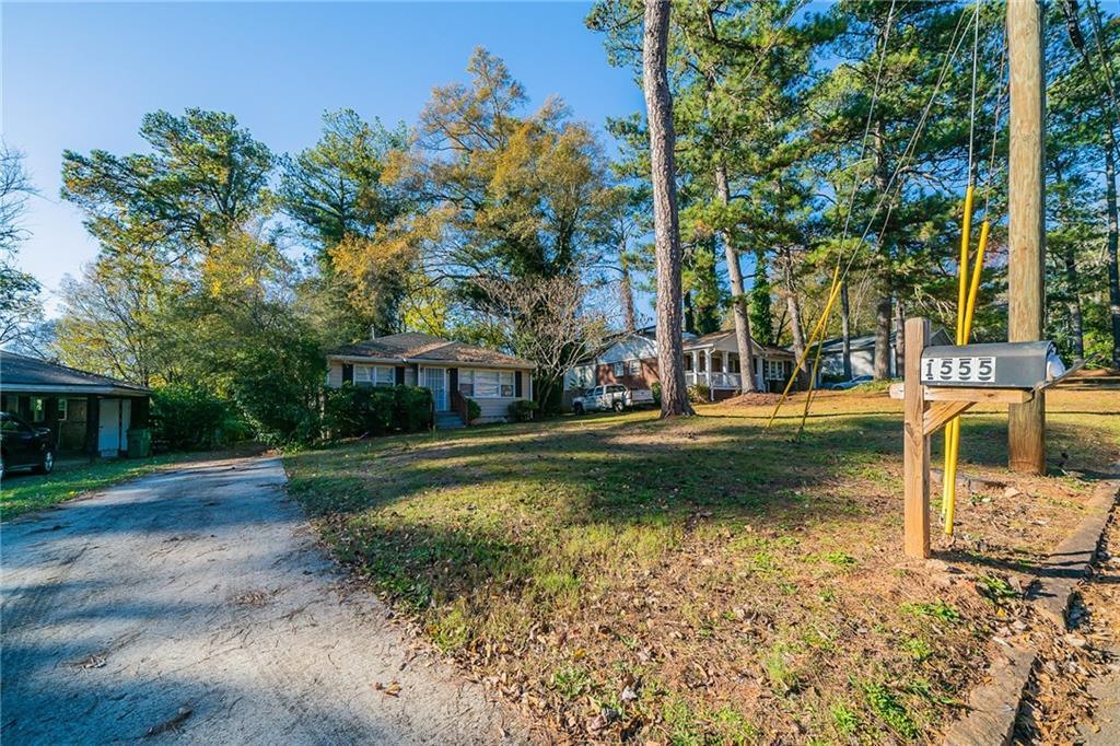 1555 Rupert Rd., Decatur, GA 30032