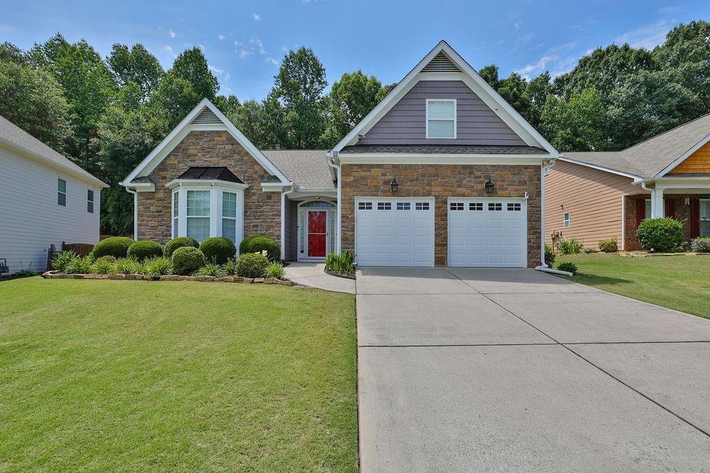 607 Little Shoals Ct., Canton, GA 30115