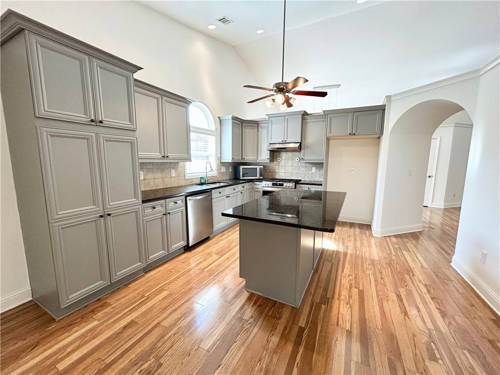 1873 Jameson Cir., Lawrenceville, GA 30043