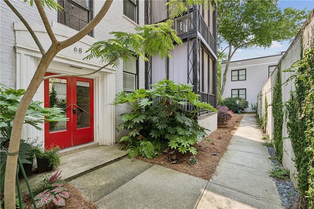 68 Peachtree Memorial Dr. #68-1, Atlanta, GA 30309